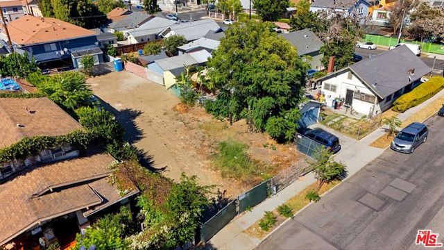 1339 W 35th Place, Los Angeles, CA 90007