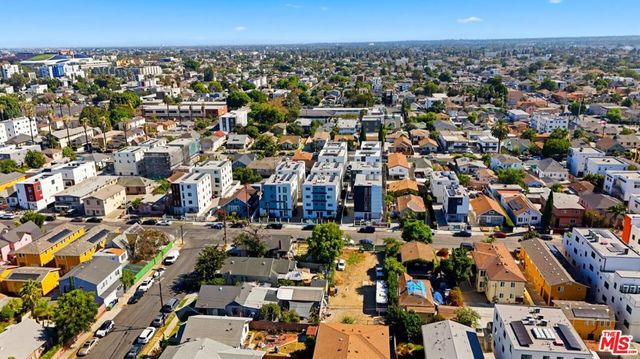 1339 W 35th Place, Los Angeles, CA 90007