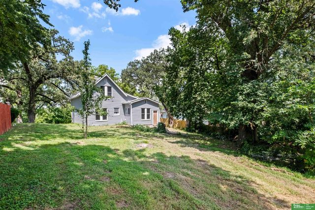 1221 A Avenue, Plattsmouth, NE 68048
