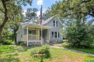 1221 A Avenue, Plattsmouth, NE 68048