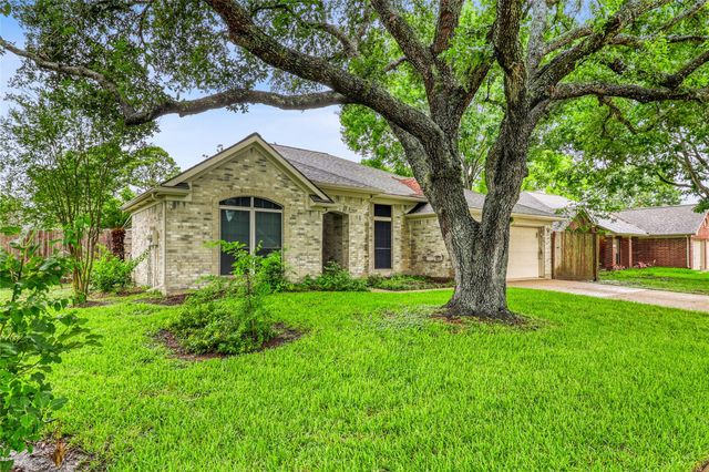 7215 Pembrough Lane, Katy, TX 77494