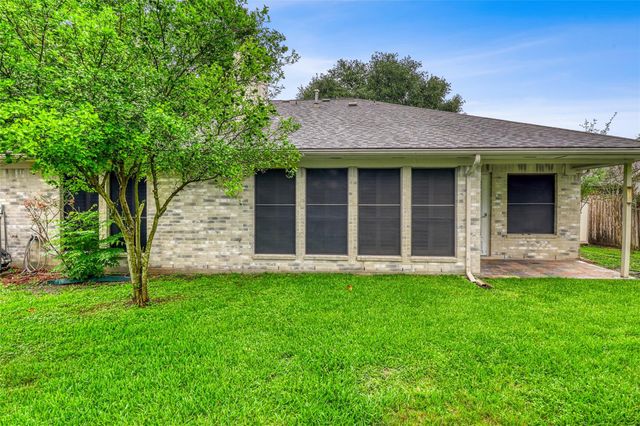 7215 Pembrough Lane, Katy, TX 77494