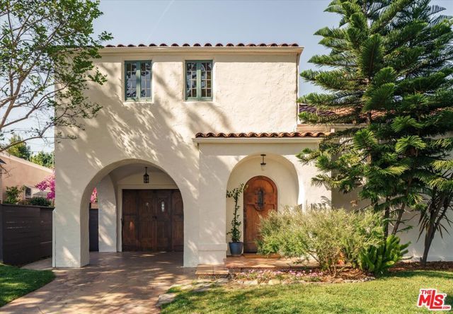 1633 Santa Barbara Avenue, Glendale, CA 91208