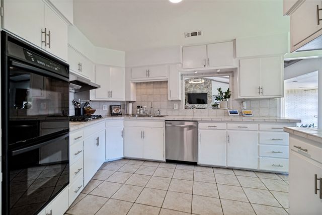 4614 Ridgeside Drive, Dallas, TX 75244