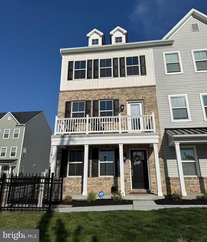 2 KARPOVICH ALY ALY, Bridgeport, PA 19405