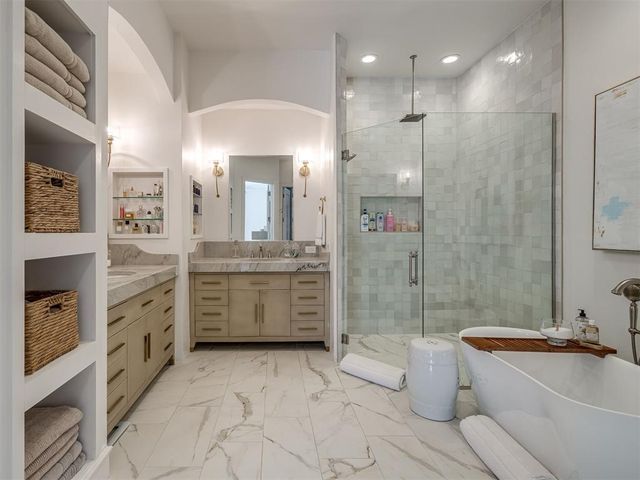 6205 Oak Forest Road, Edmond, OK 73025