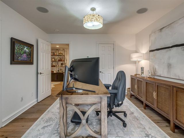 6205 Oak Forest Road, Edmond, OK 73025