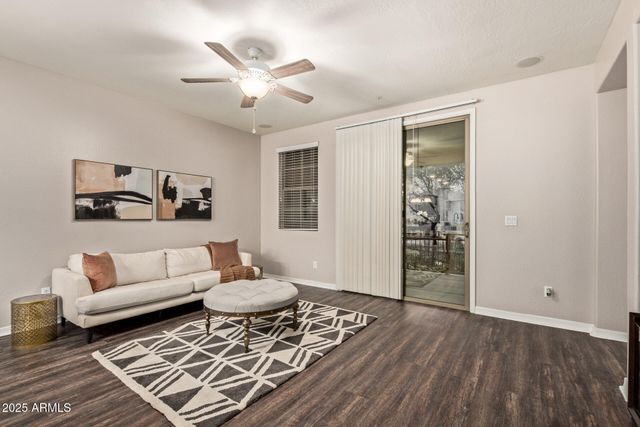 29128 N 22ND Avenue 102, Phoenix, AZ 85085