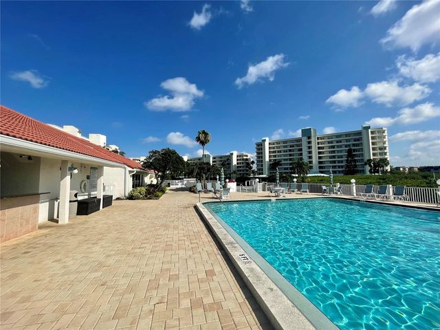7893 SAILBOAT KEY BOULEVARD S 101, South Pasadena, FL 33707