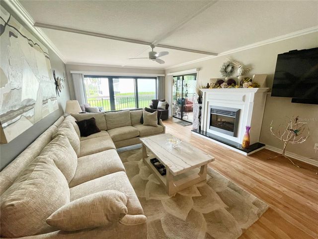 7893 SAILBOAT KEY BOULEVARD S 101, South Pasadena, FL 33707