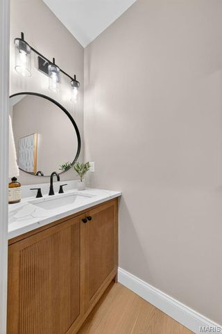 11906 Santino Court, Creve Coeur, MO 63141