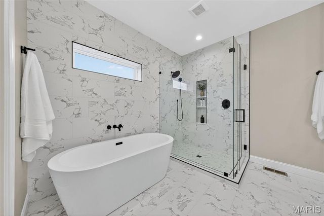 11906 Santino Court, Creve Coeur, MO 63141