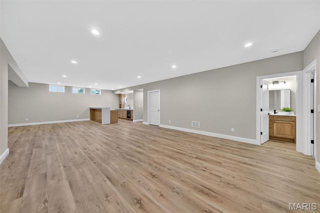 11906 Santino Court, Creve Coeur, MO 63141