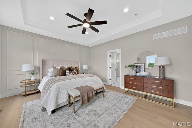 11906 Santino Court, Creve Coeur, MO 63141