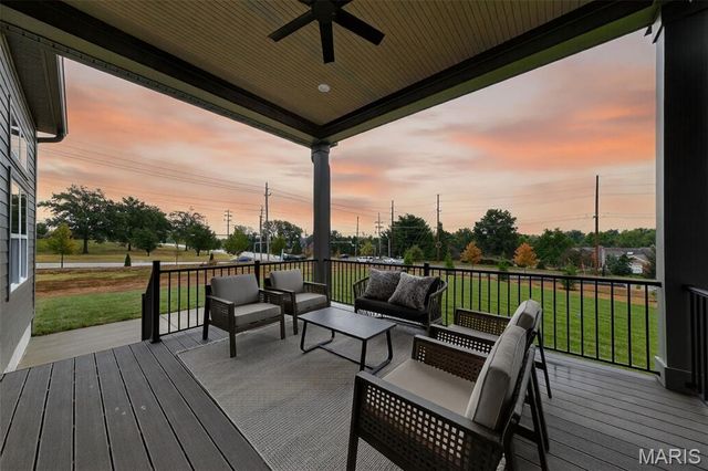 11906 Santino Court, Creve Coeur, MO 63141