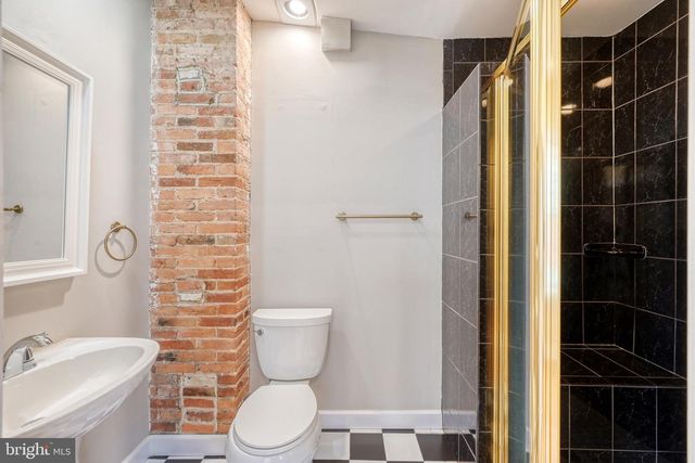 210 E RANDALL ST, Baltimore, MD 21230