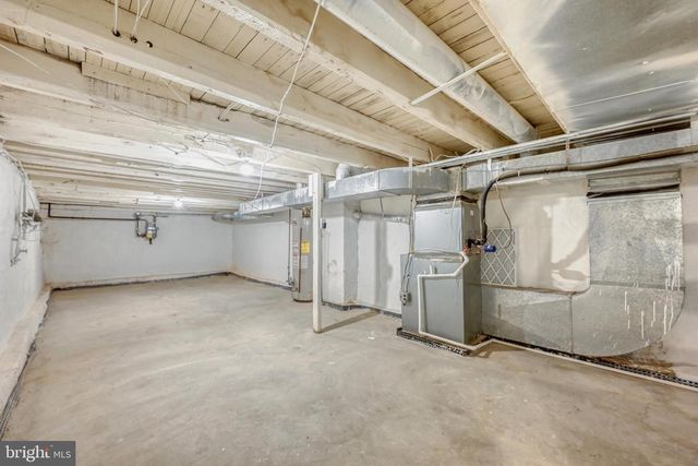 210 E RANDALL ST, Baltimore, MD 21230