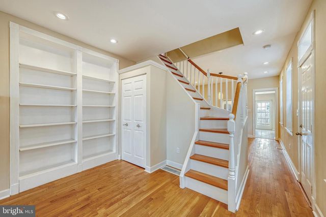 210 E RANDALL ST, Baltimore, MD 21230