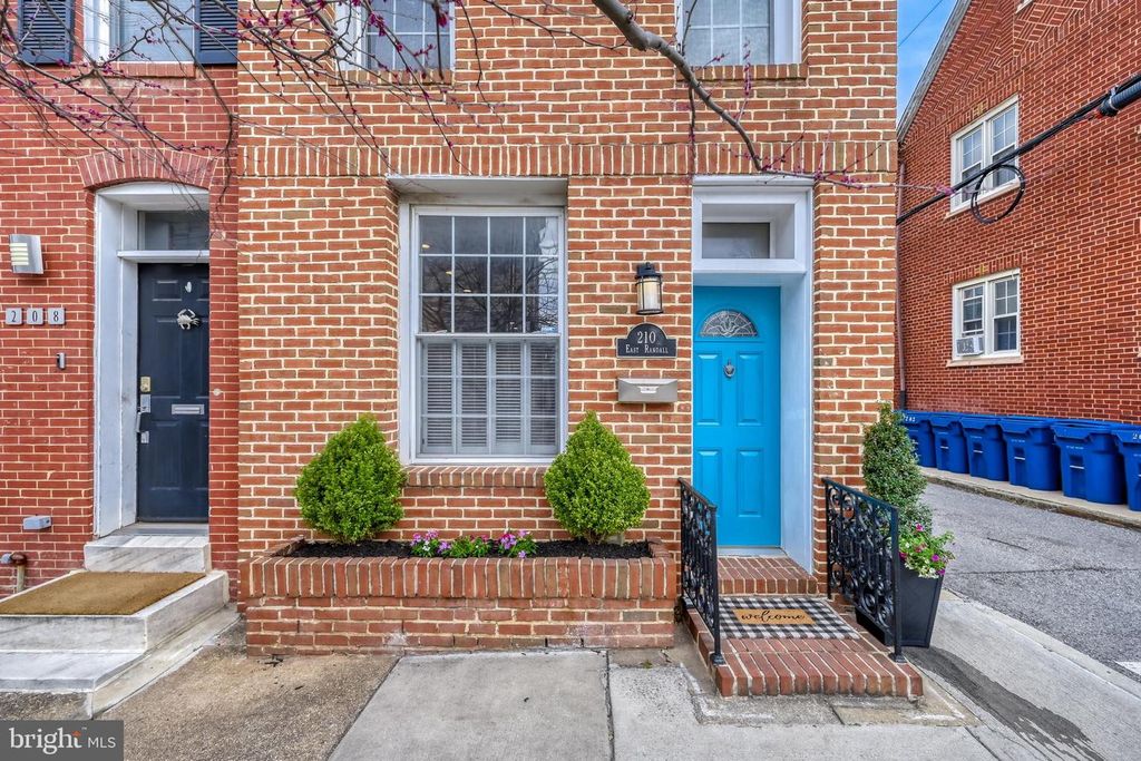 210 E RANDALL ST, Baltimore, MD 21230
