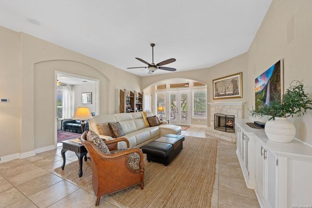 8502 Nichols Rim, Boerne, TX 78015