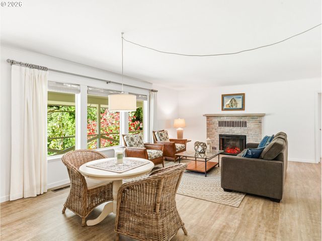 657 S SCHOONER CREEK Rd, Lincoln City, OR 97367