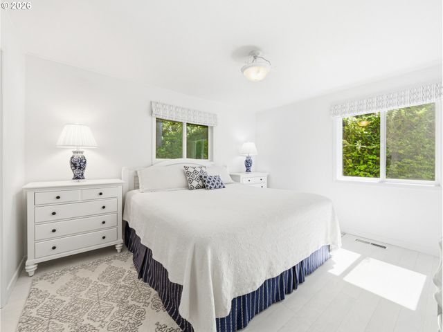 657 S SCHOONER CREEK Rd, Lincoln City, OR 97367