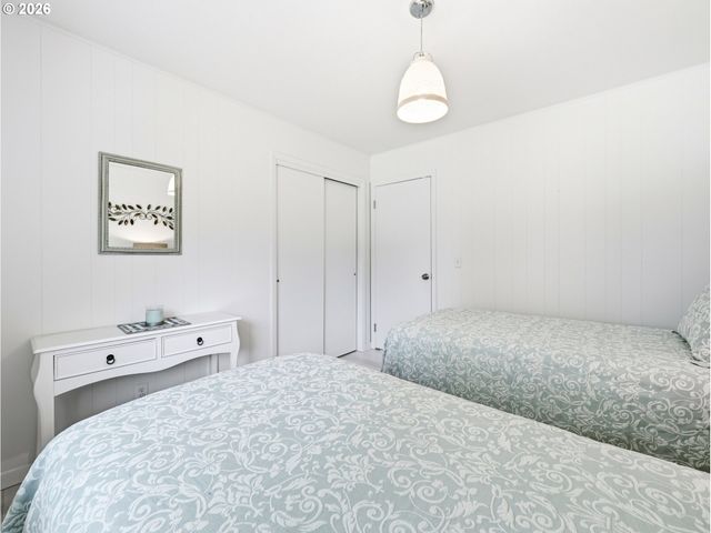 657 S SCHOONER CREEK Rd, Lincoln City, OR 97367