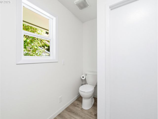657 S SCHOONER CREEK Rd, Lincoln City, OR 97367