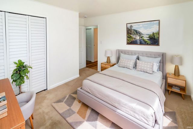 5213 Warren Drive, Evansville, IN 47711