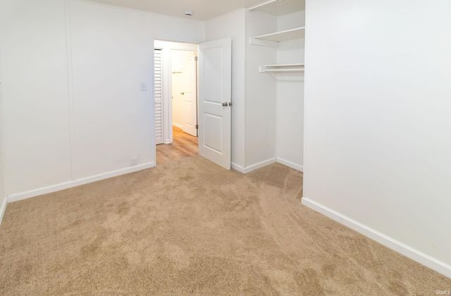 5213 Warren Drive, Evansville, IN 47711