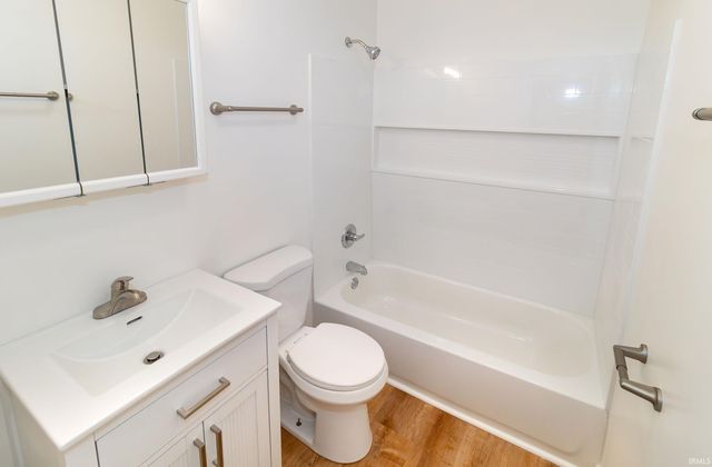 5213 Warren Drive, Evansville, IN 47711