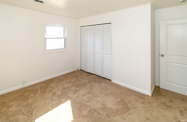 5213 Warren Drive, Evansville, IN 47711