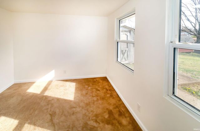 5213 Warren Drive, Evansville, IN 47711