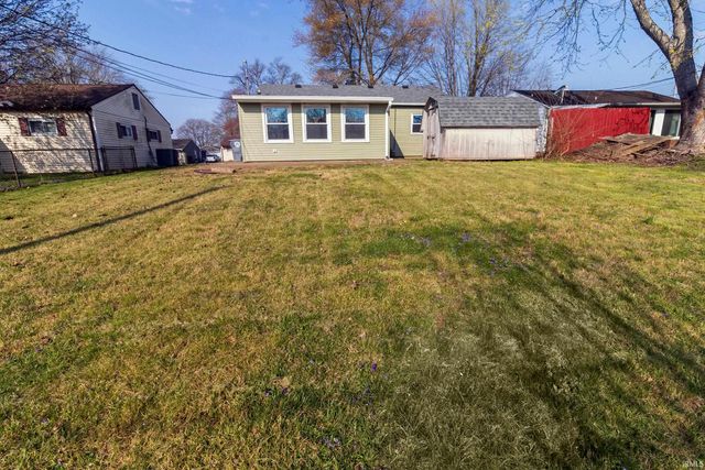 5213 Warren Drive, Evansville, IN 47711