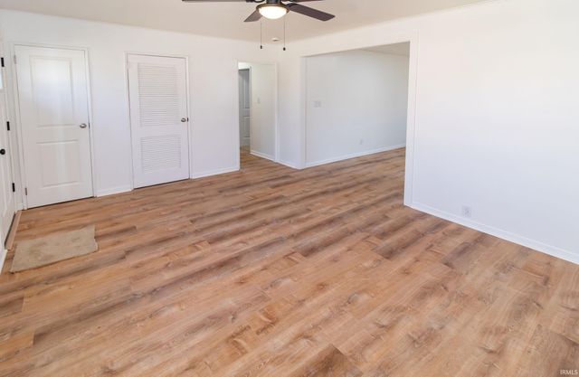 5213 Warren Drive, Evansville, IN 47711