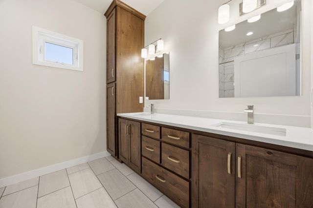 4312 23rd Avenue S, Moorhead, MN 56560