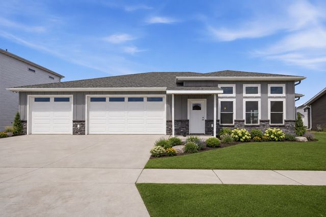 4312 23rd Avenue S, Moorhead, MN 56560