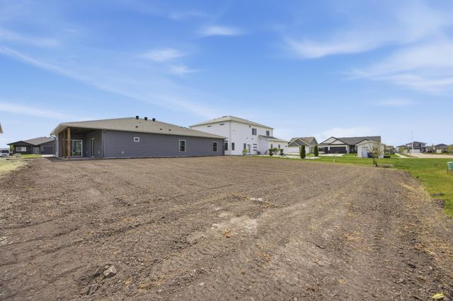 4312 23rd Avenue S, Moorhead, MN 56560