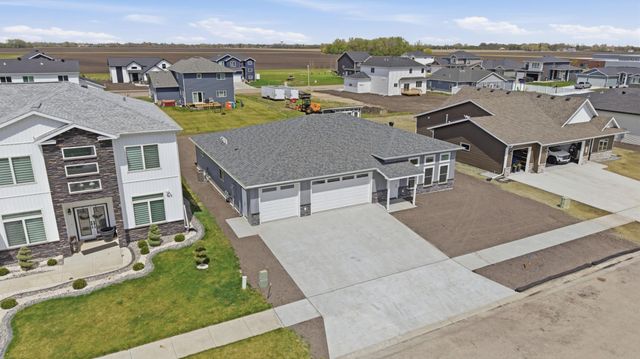 4312 23rd Avenue S, Moorhead, MN 56560