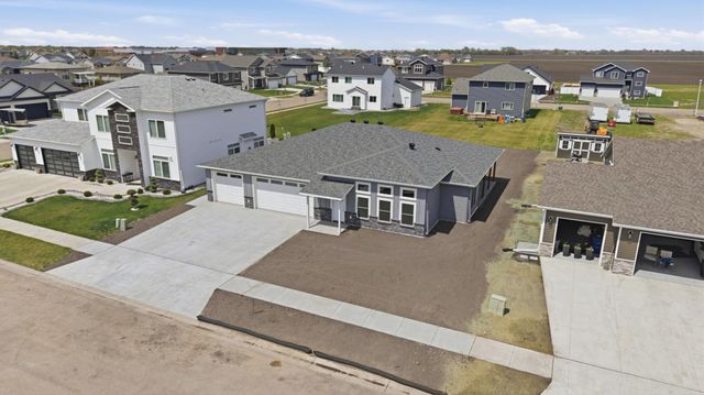 4312 23rd Avenue S, Moorhead, MN 56560
