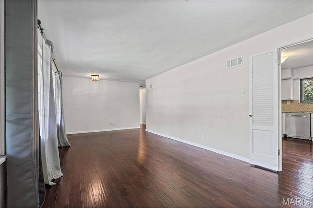 11706 Doverhill Drive, Sunset Hills, MO 63128