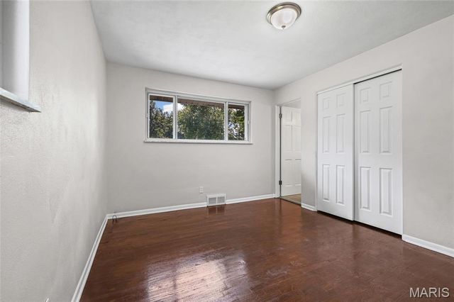 11706 Doverhill Drive, Sunset Hills, MO 63128