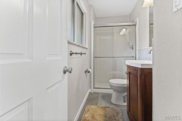 11706 Doverhill Drive, Sunset Hills, MO 63128