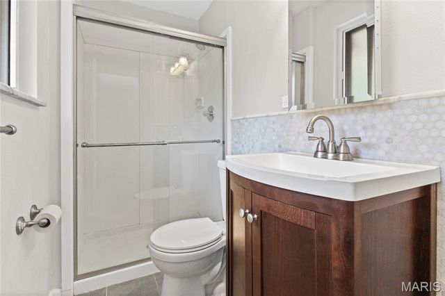 11706 Doverhill Drive, Sunset Hills, MO 63128