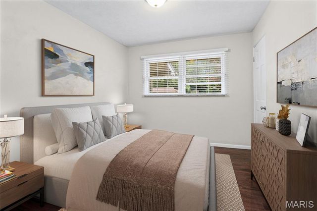 11706 Doverhill Drive, Sunset Hills, MO 63128