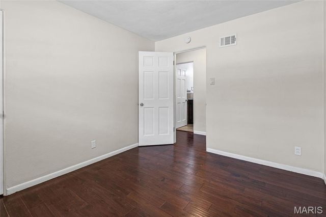 11706 Doverhill Drive, Sunset Hills, MO 63128