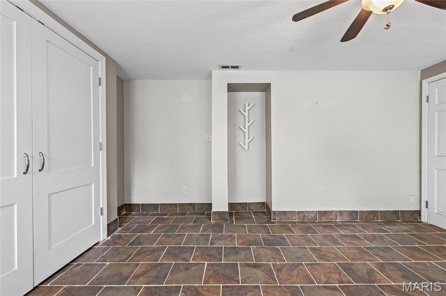 11706 Doverhill Drive, Sunset Hills, MO 63128