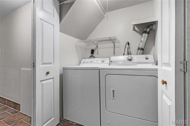 11706 Doverhill Drive, Sunset Hills, MO 63128
