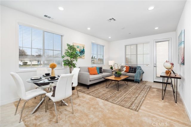 501 Embrook, West Covina, CA 91791