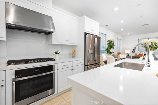 501 Embrook, West Covina, CA 91791